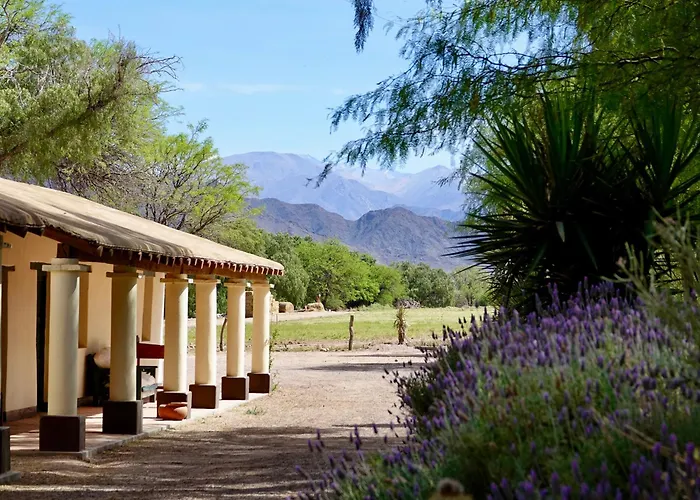 Estancia Banda Grande - Horse & Hiking Safaris